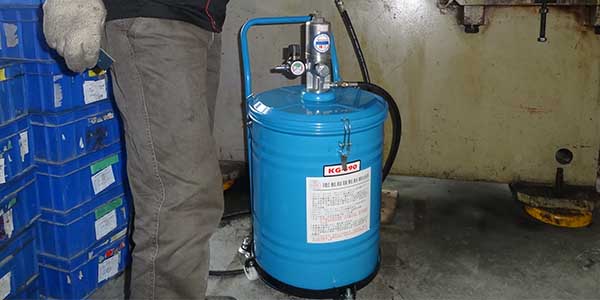 氣動注油機漏油該怎么處理-速耐氣動工具幫您解決